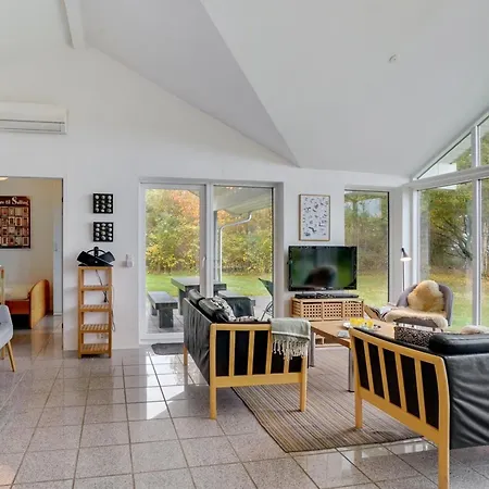 Holiday home Elis - 90m To The Inlet In The Liim Fiord By Interhome Roslev